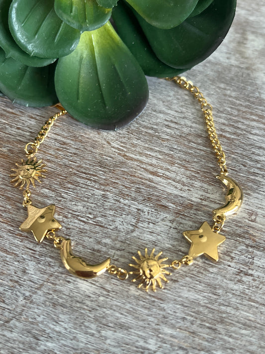 Sol, Estrella y Luna